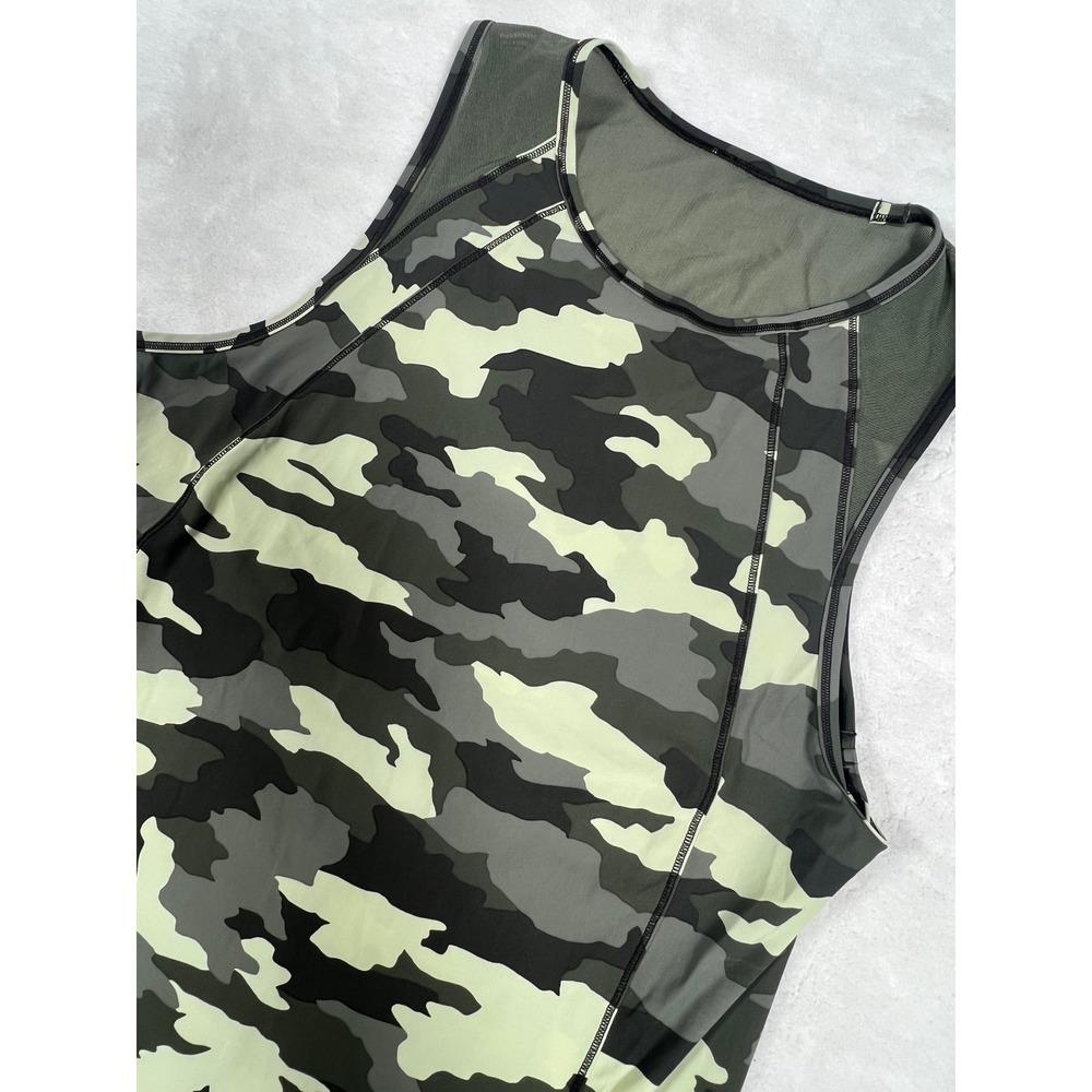 Lululemon Tank Top Sleeveless Camo Print Athletic Activewear Top Size 6‎